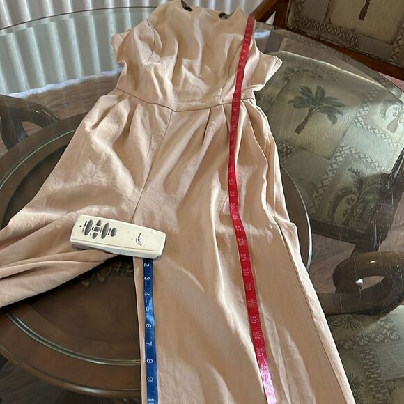 Nasty Gal Khaki Beige Pants Romper Scoop Neck Sleeveless Wide Leg Cut Out Back - Picture 13 of 17